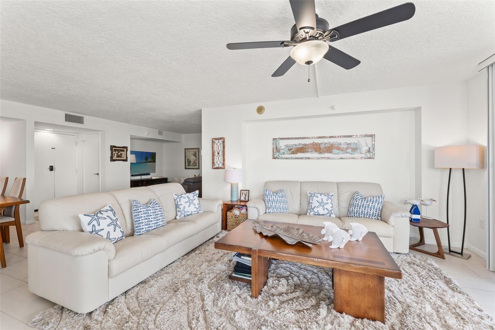 Image 8 of 51 For 2413 Bayshore Boulevard 805