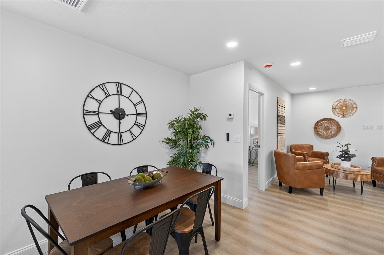 Image 13 of 68 For 14339 Diplomat Drive