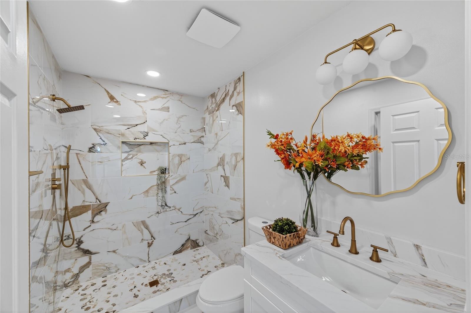 Image 28 of 68 For 14339 Diplomat Drive