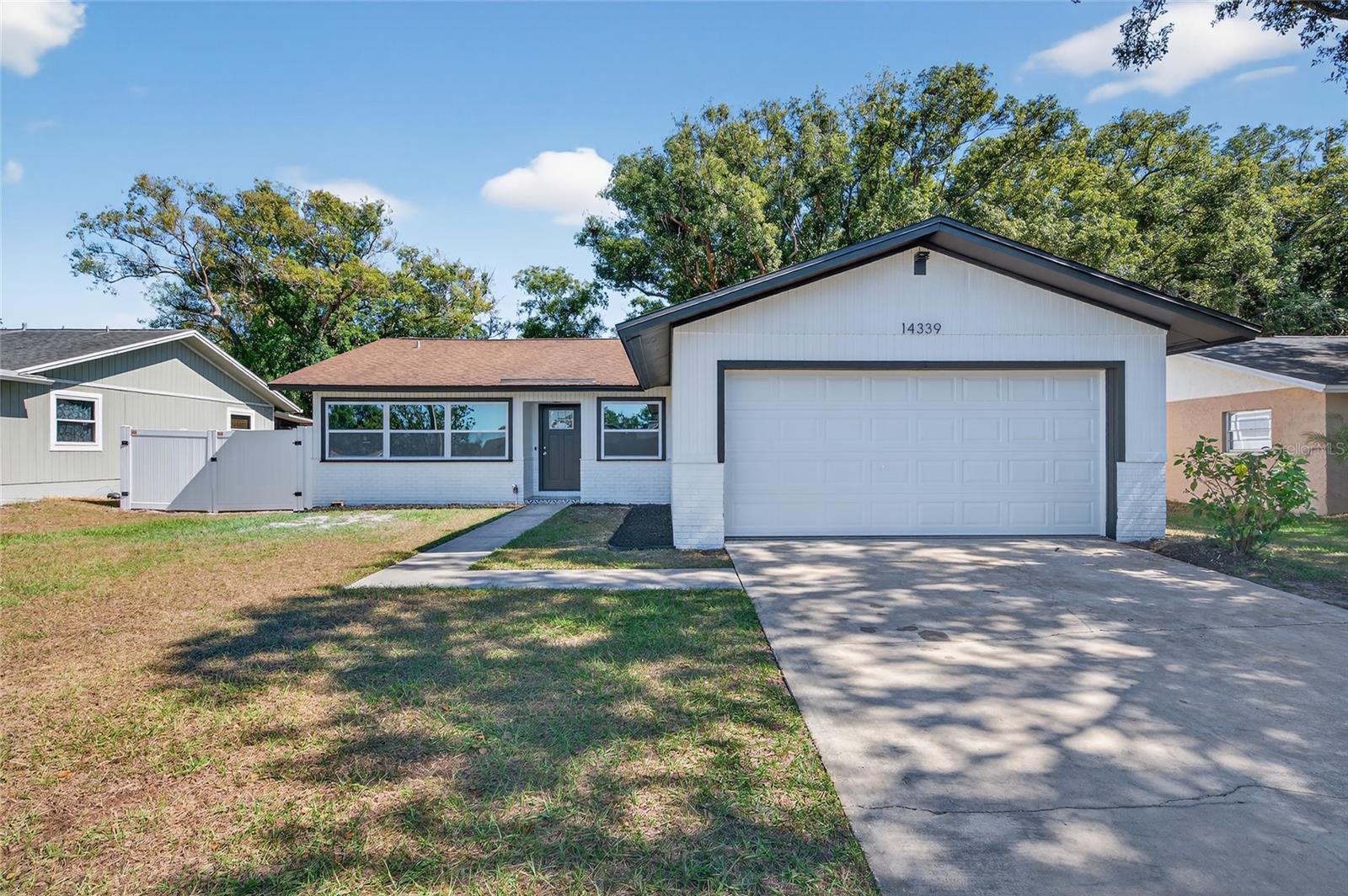 Image 4 of 68 For 14339 Diplomat Drive