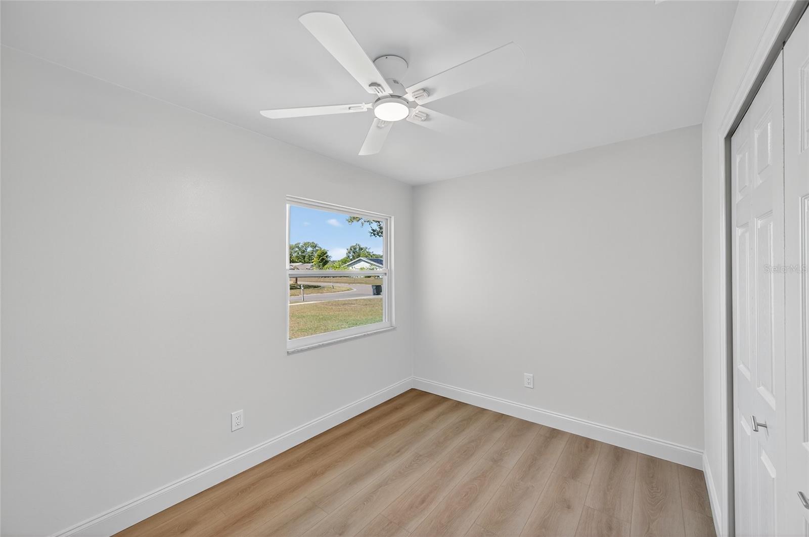 Image 43 of 68 For 14339 Diplomat Drive