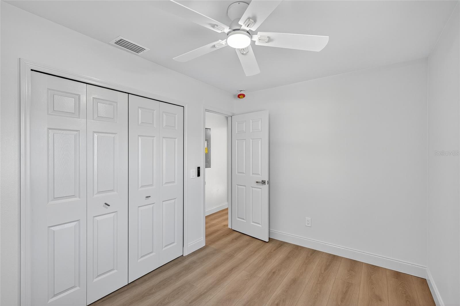 Image 45 of 68 For 14339 Diplomat Drive