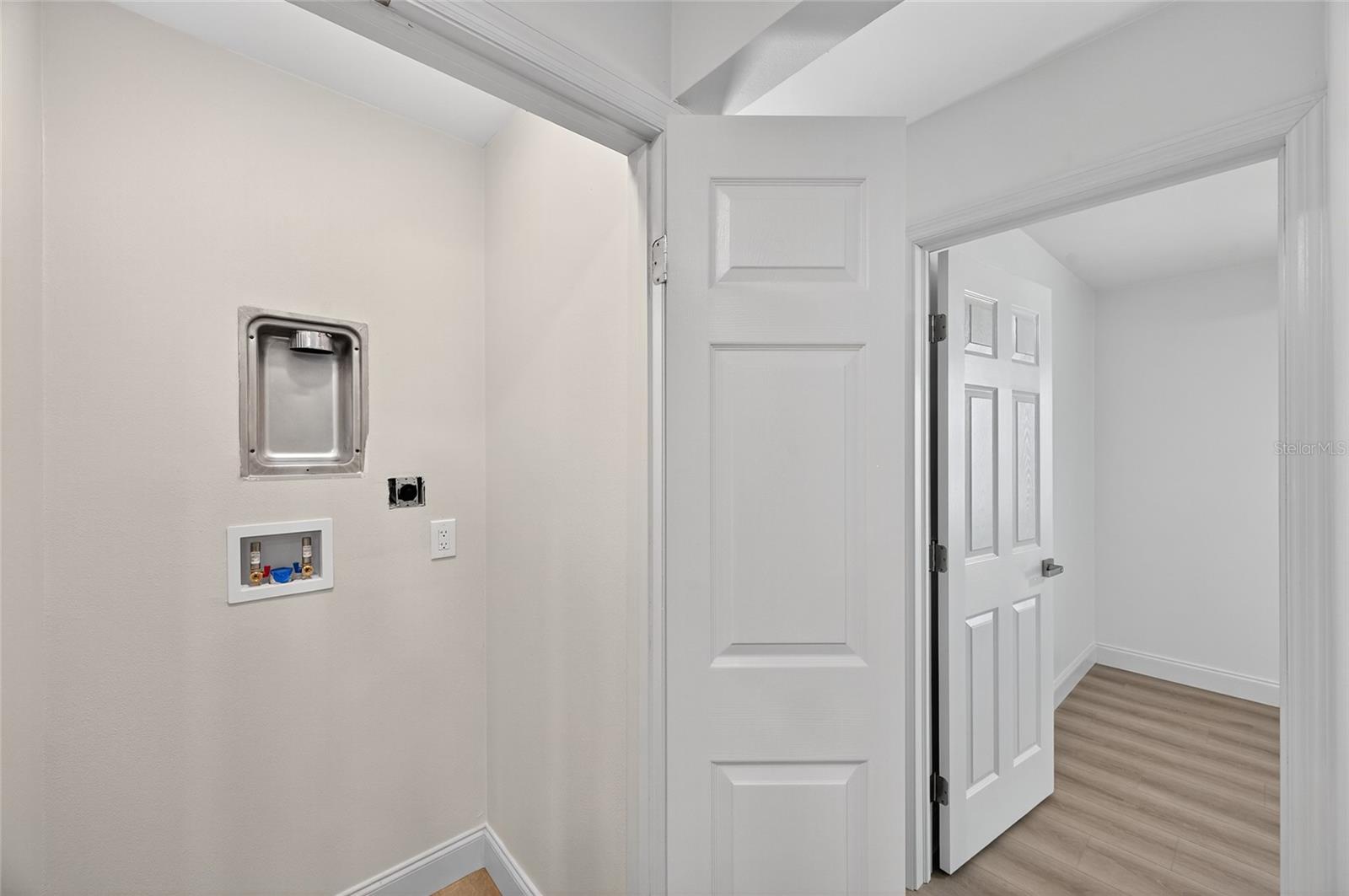 Image 47 of 68 For 14339 Diplomat Drive