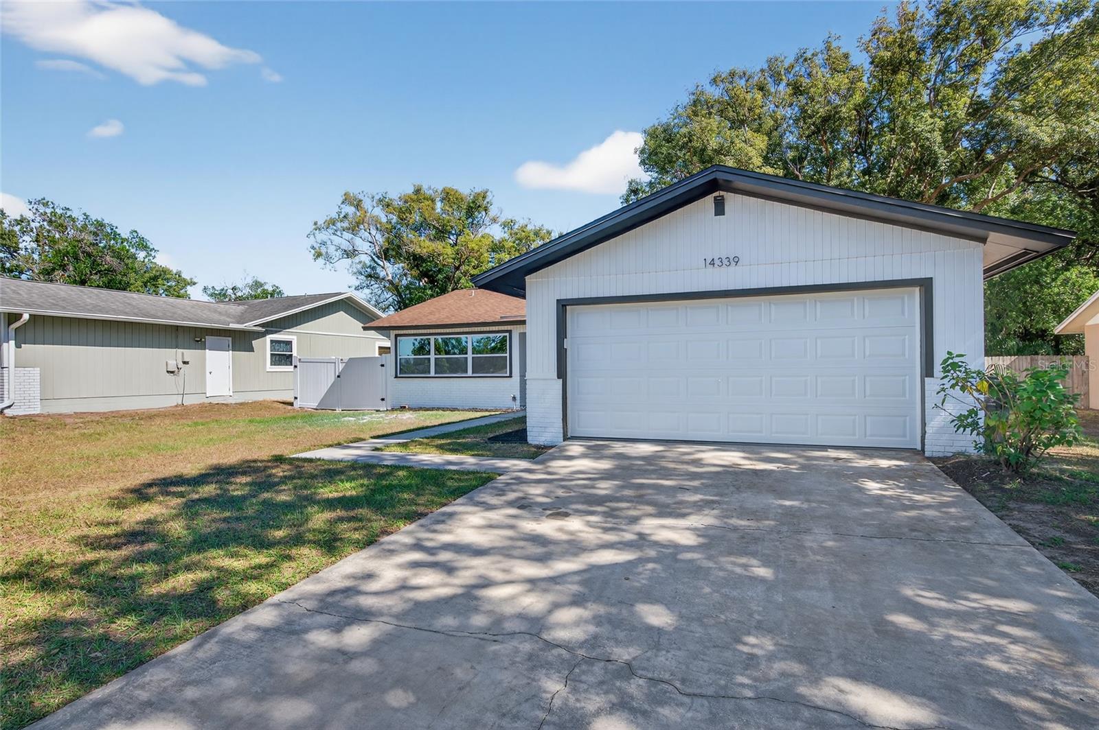 Image 5 of 68 For 14339 Diplomat Drive