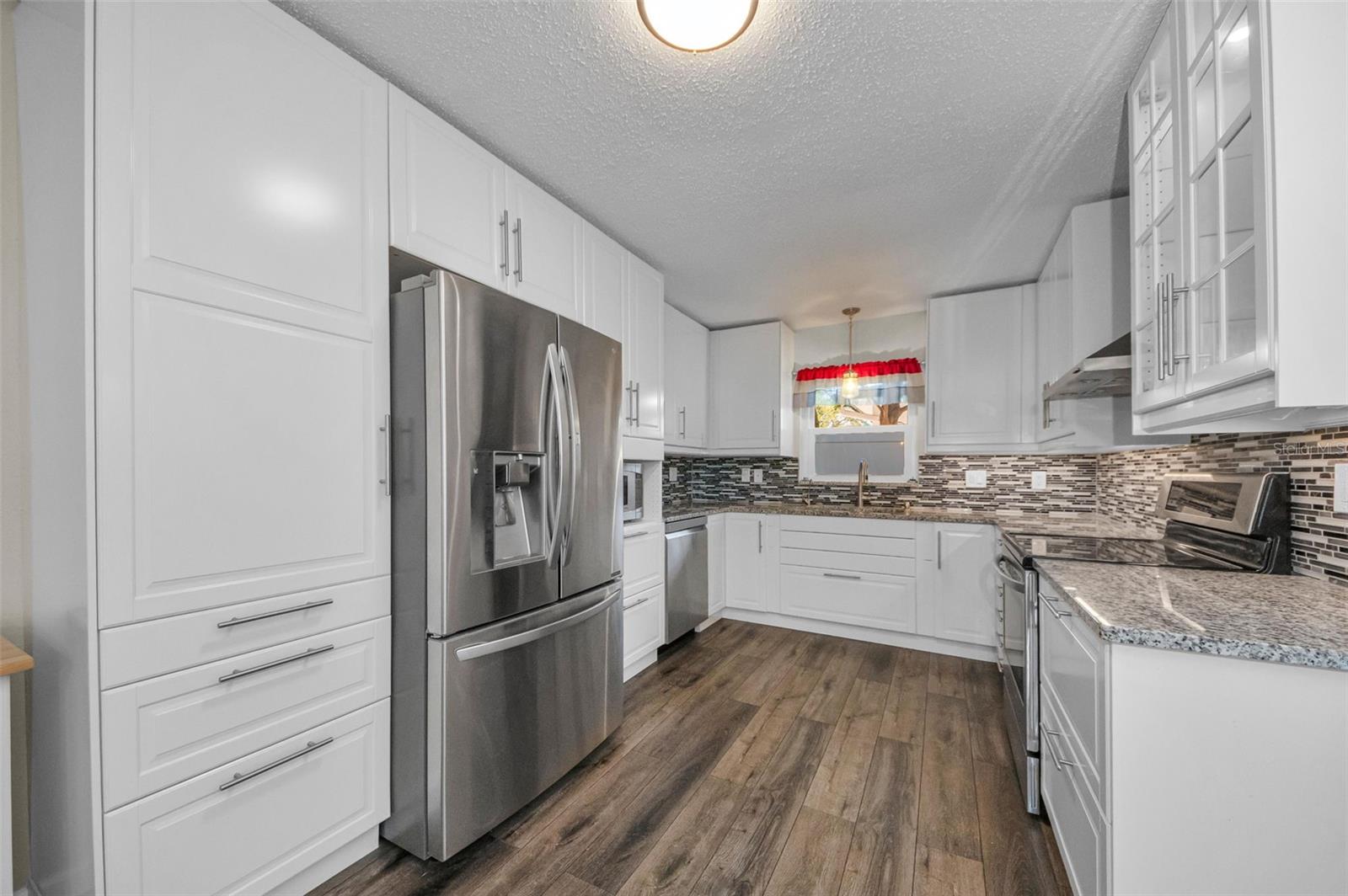 Image 11 of 41 For 11129 62nd Street N