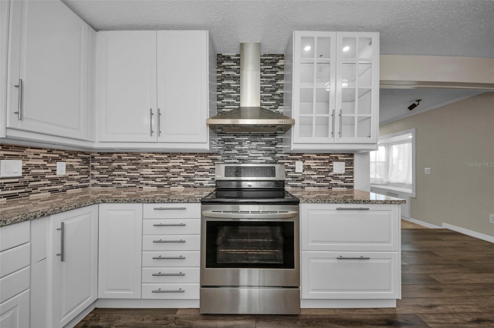 Image 13 of 41 For 11129 62nd Street N