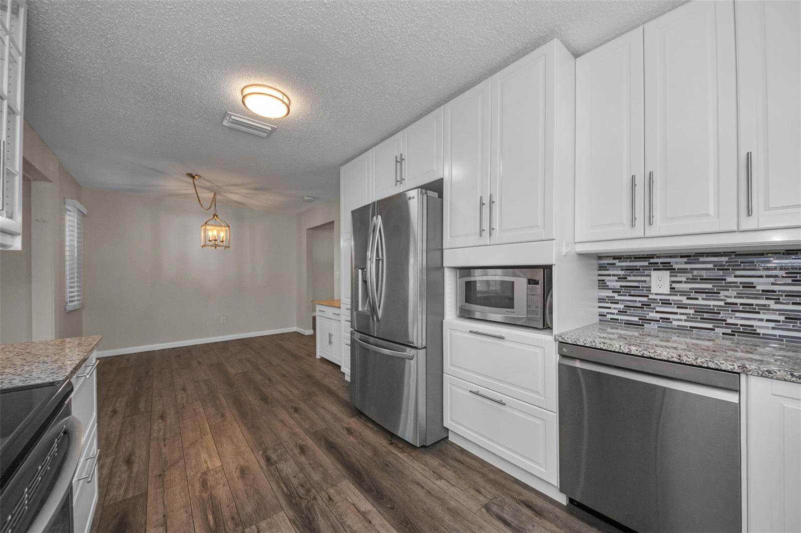 Image 14 of 41 For 11129 62nd Street N