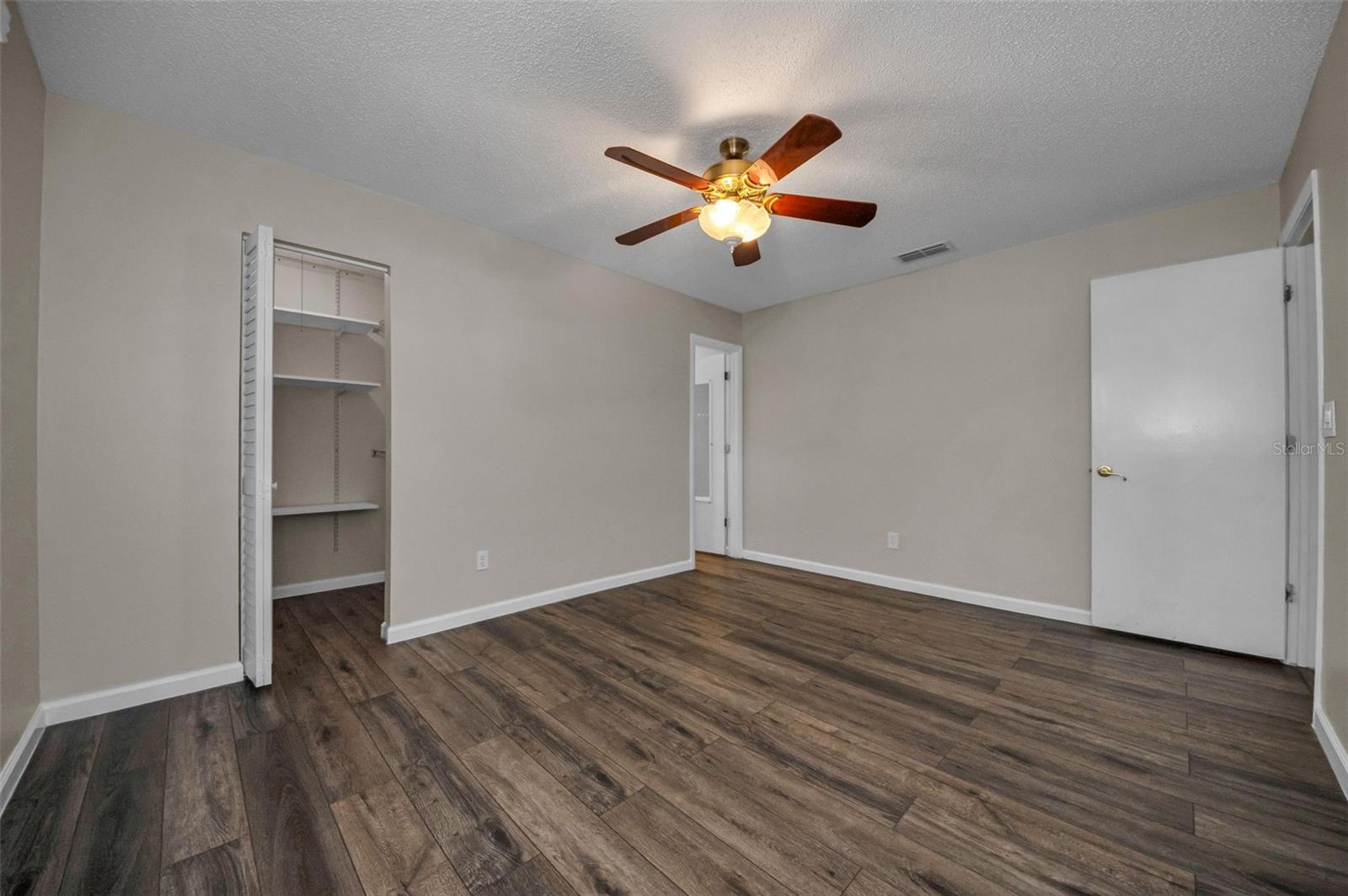 Image 27 of 41 For 11129 62nd Street N