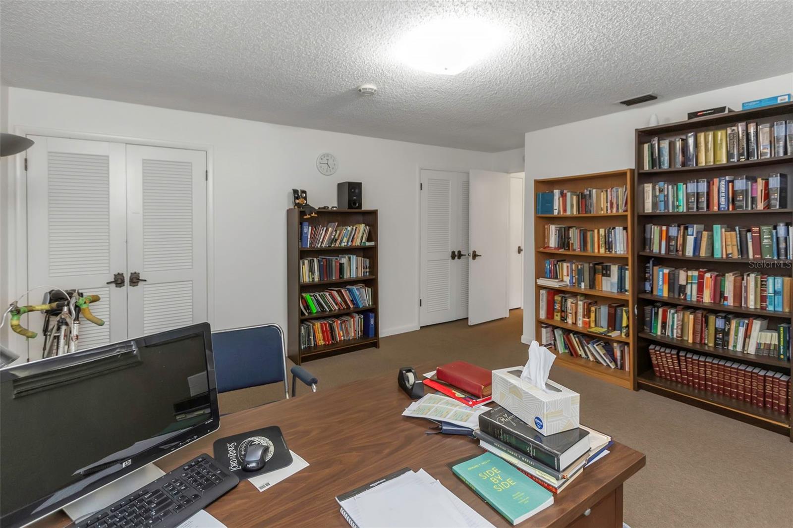 Image 47 of 63 For 17515 Lakeshore Road