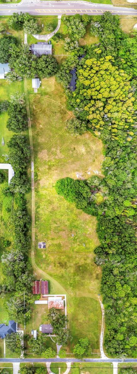 Image 52 of 63 For 17515 Lakeshore Road