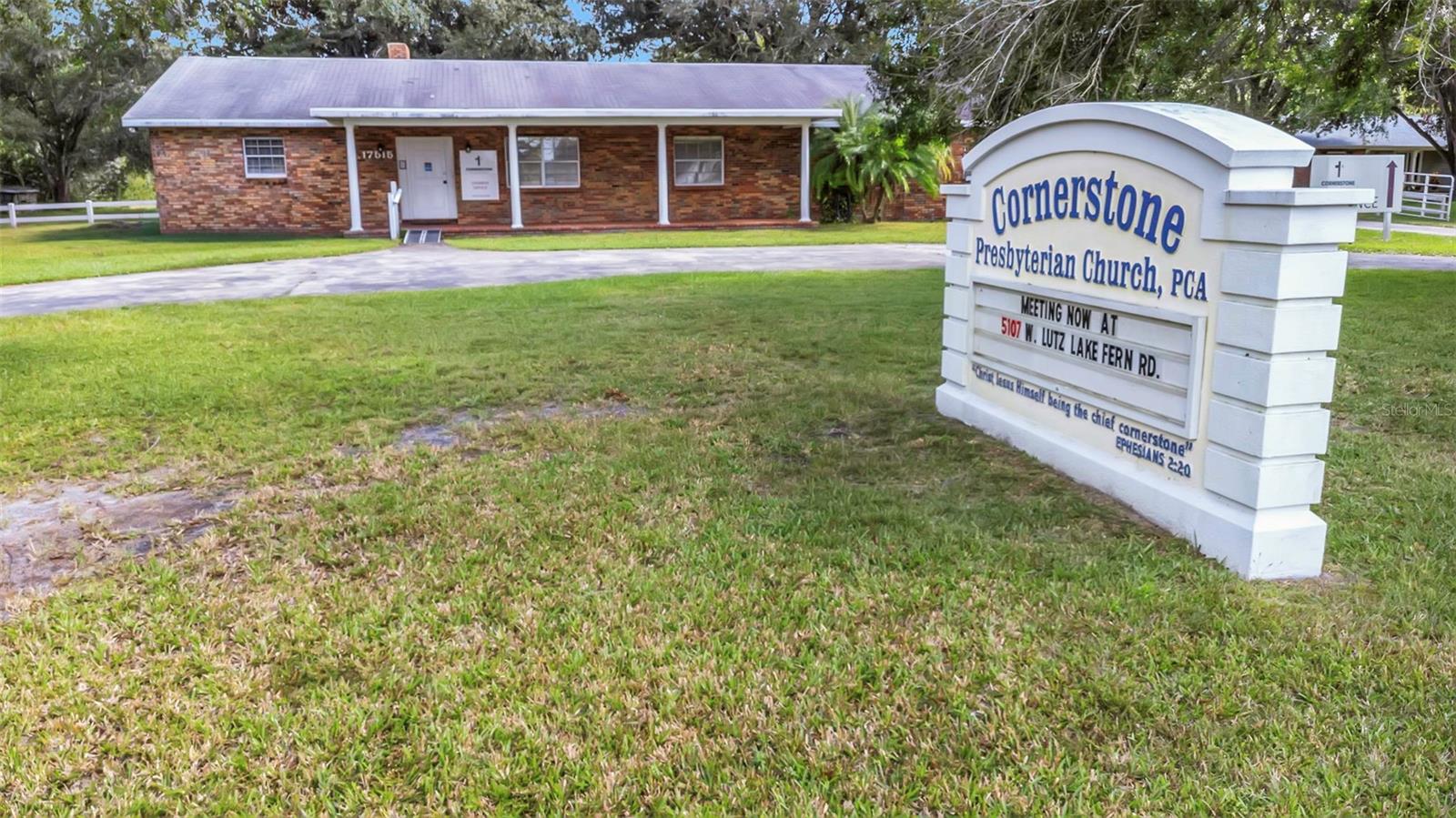 Image 6 of 63 For 17515 Lakeshore Road