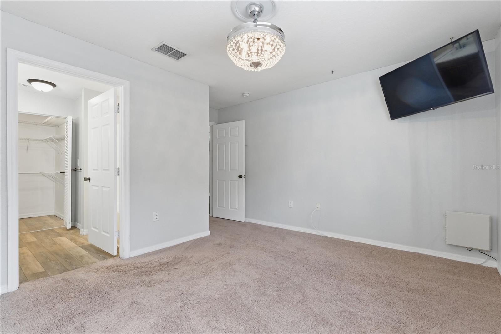 Image 17 of 48 For 9646 Lake Chase Island Way 9646