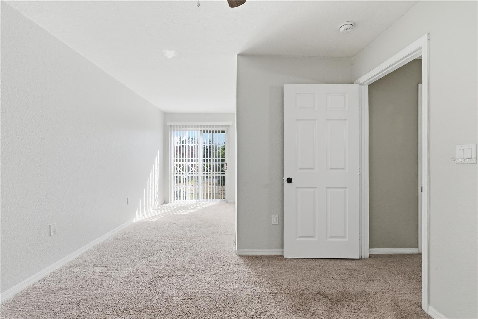 Image 25 of 48 For 9646 Lake Chase Island Way 9646