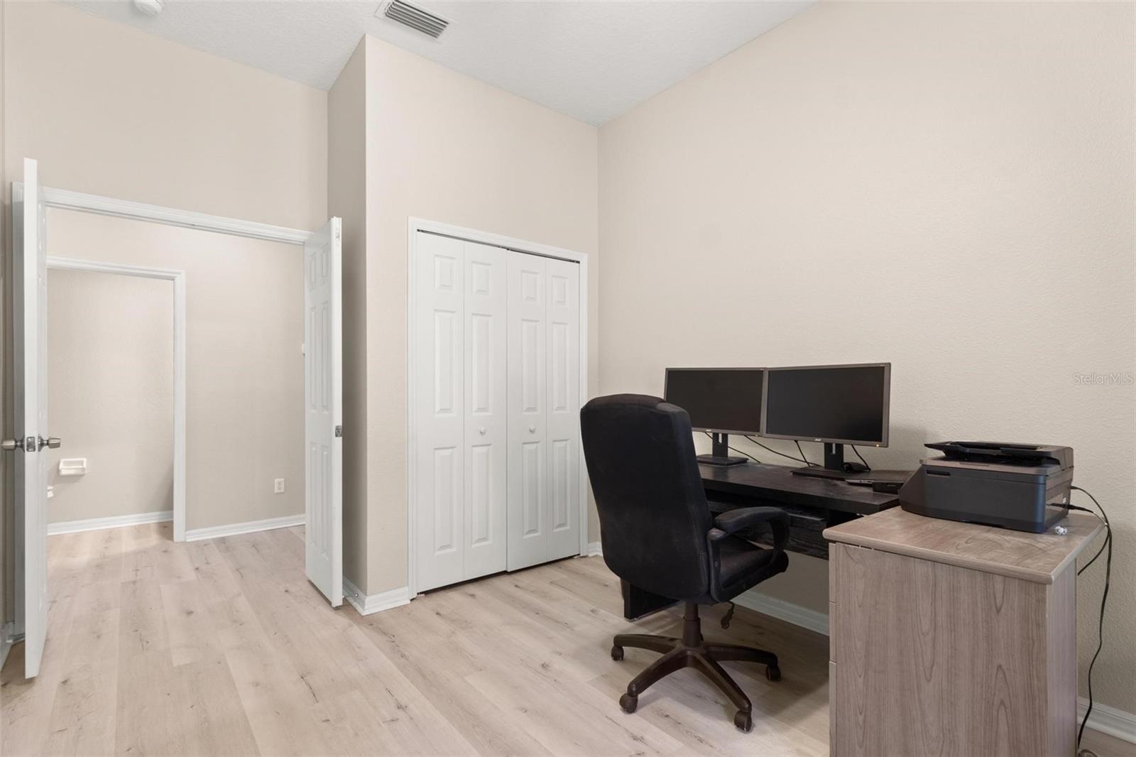 Image 14 of 33 For 3023 Minuteman Lane