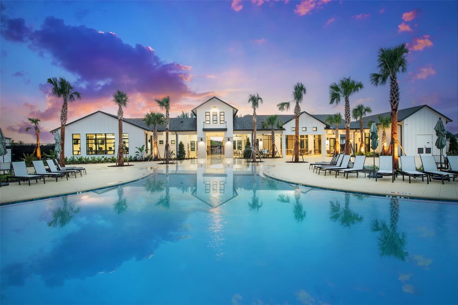 Listing photo id 25 for 9932 Redwood Ridge Avenue