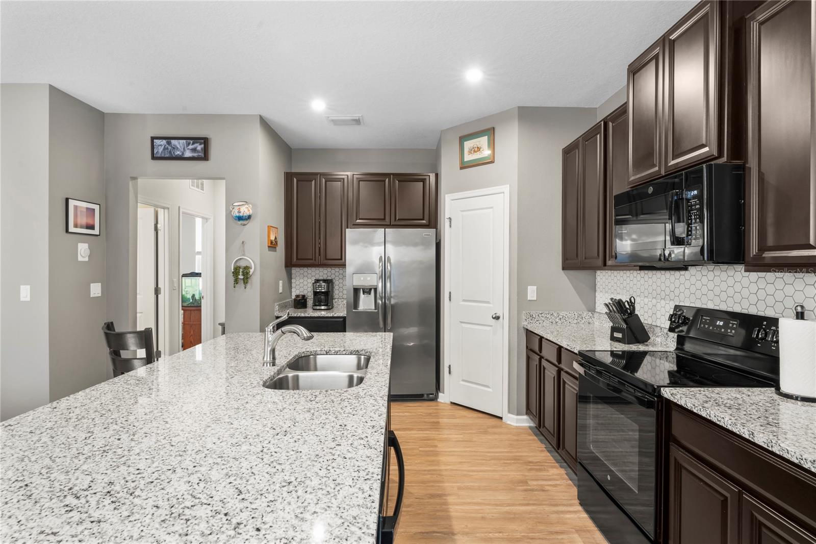 Image 11 of 39 For 10582 Hawks Landing Drive