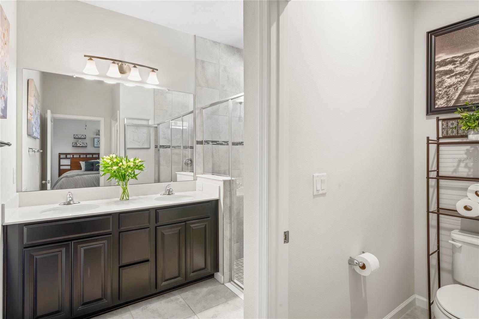 Image 20 of 39 For 10582 Hawks Landing Drive