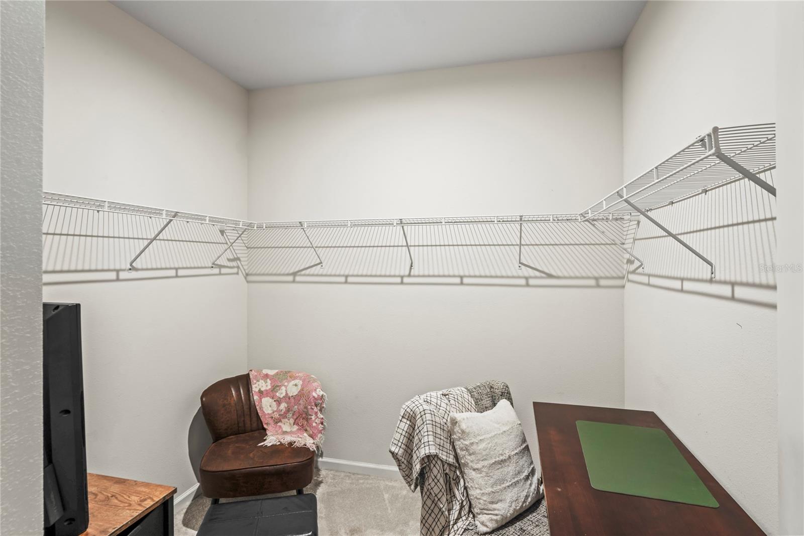 Image 21 of 39 For 10582 Hawks Landing Drive