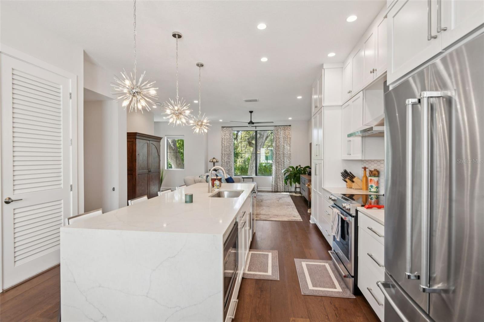 Image 17 of 62 For 2851 Gandy Boulevard 12