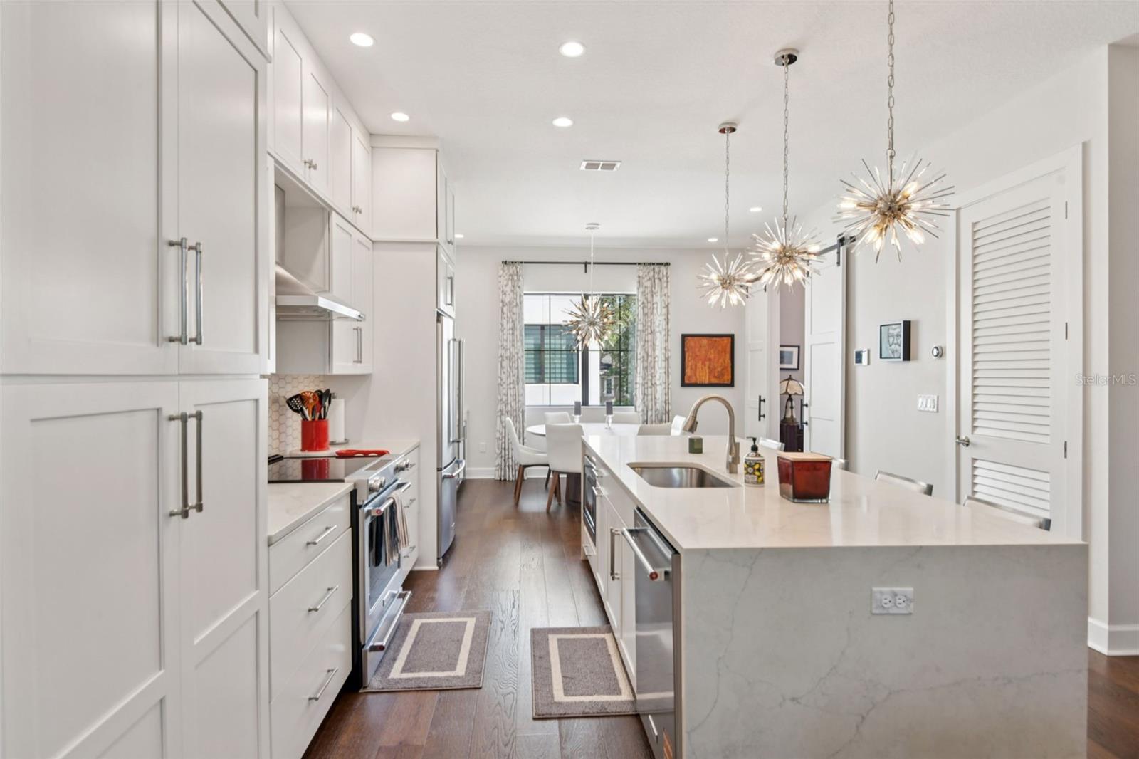 Image 19 of 62 For 2851 Gandy Boulevard 12