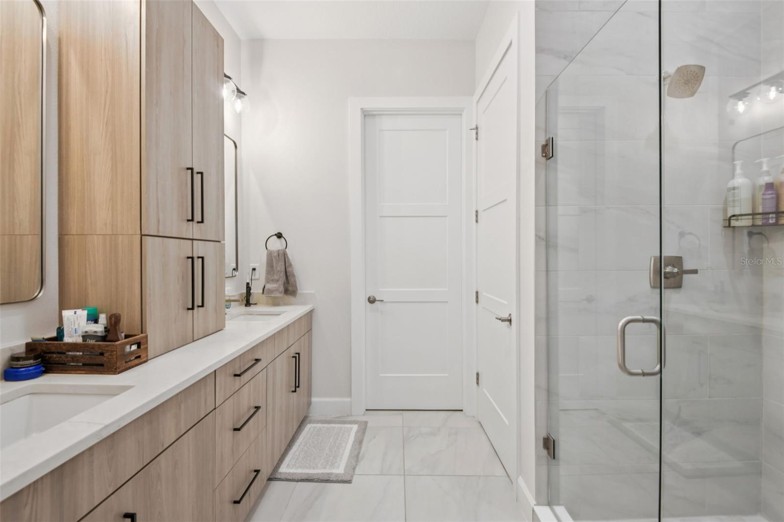 Image 37 of 62 For 2851 Gandy Boulevard 12