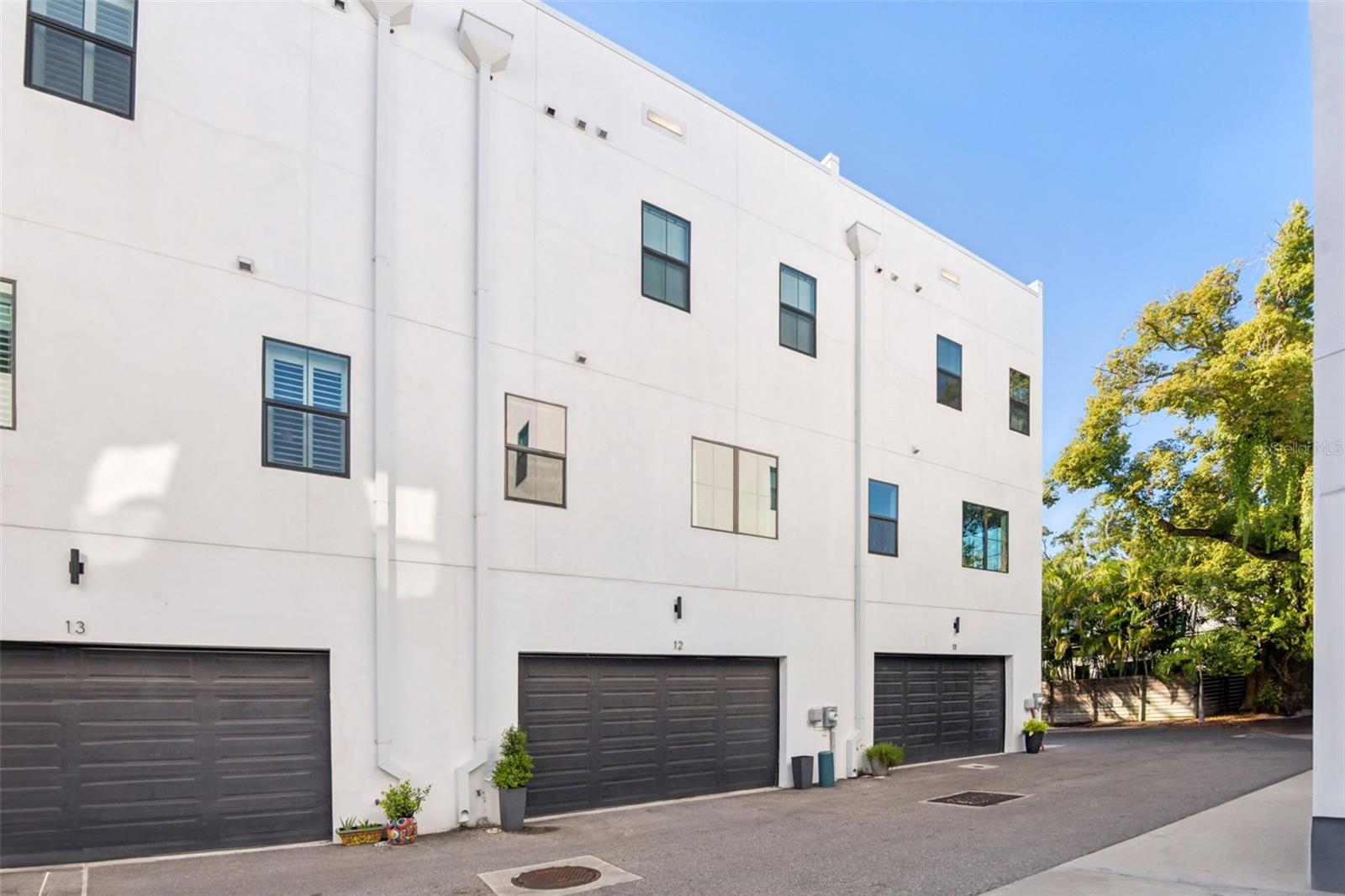 Image 49 of 62 For 2851 Gandy Boulevard 12