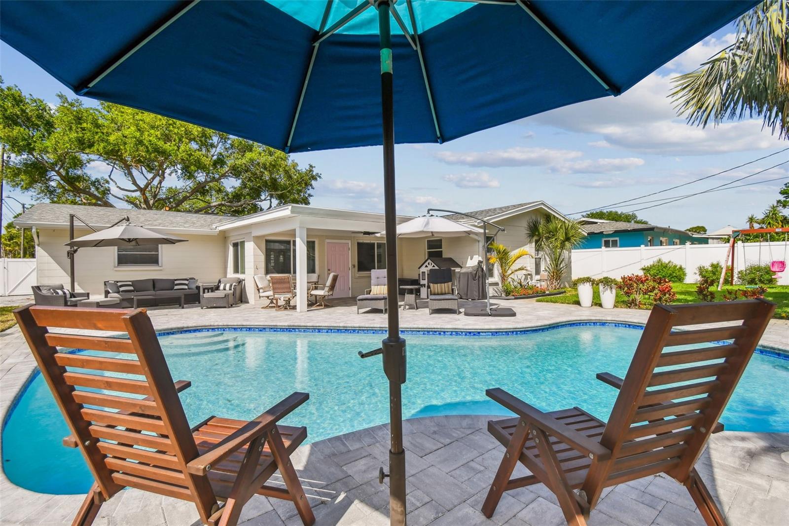 Image 37 of 46 For 2744 68th Avenue S