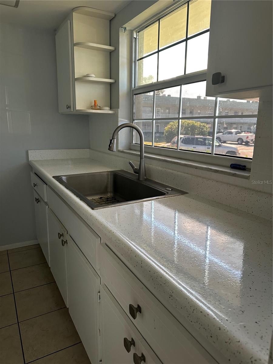 Image 6 of 18 For 1433 Belcher Road G6