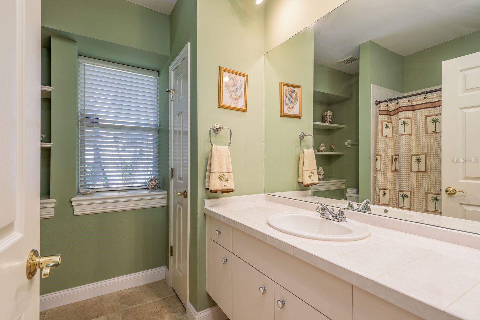 Image 28 of 59 For 3866 Moreno Drive