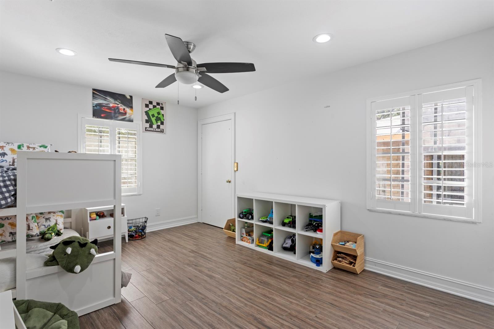 Image 22 of 32 For 4410 Clear Avenue