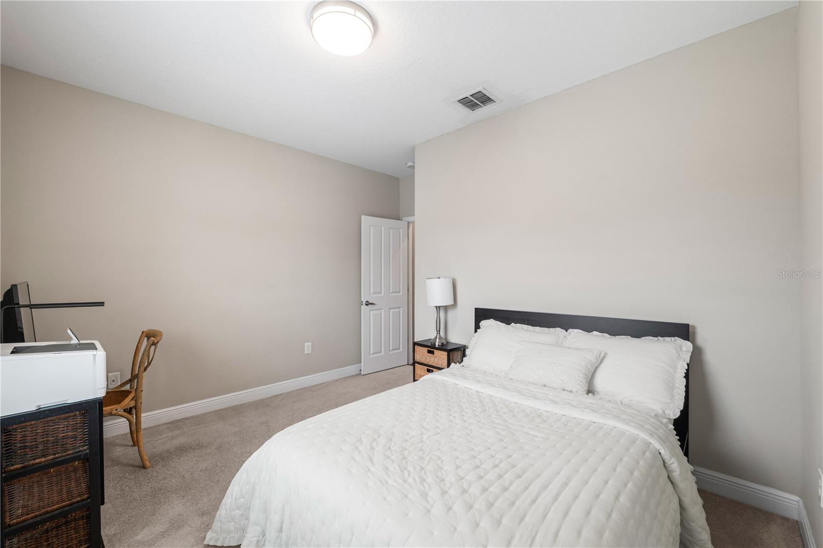 Image 20 of 51 For 210 Cutlass Way