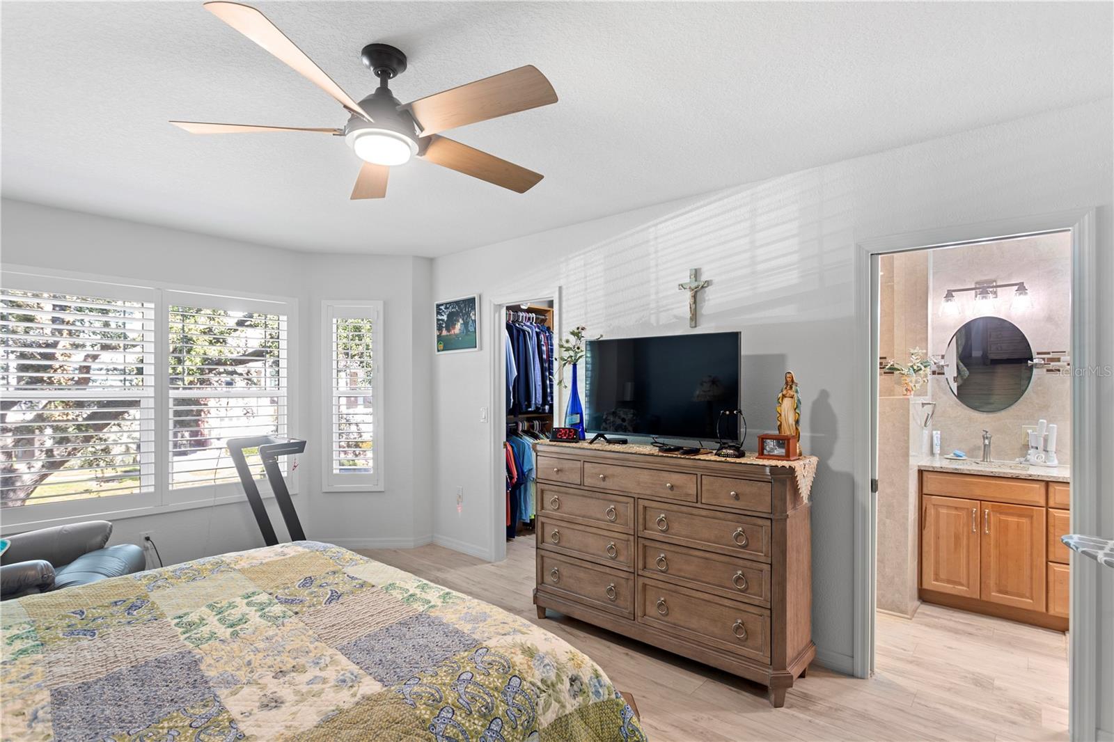 Image 14 of 50 For 350 2nd Street N 6