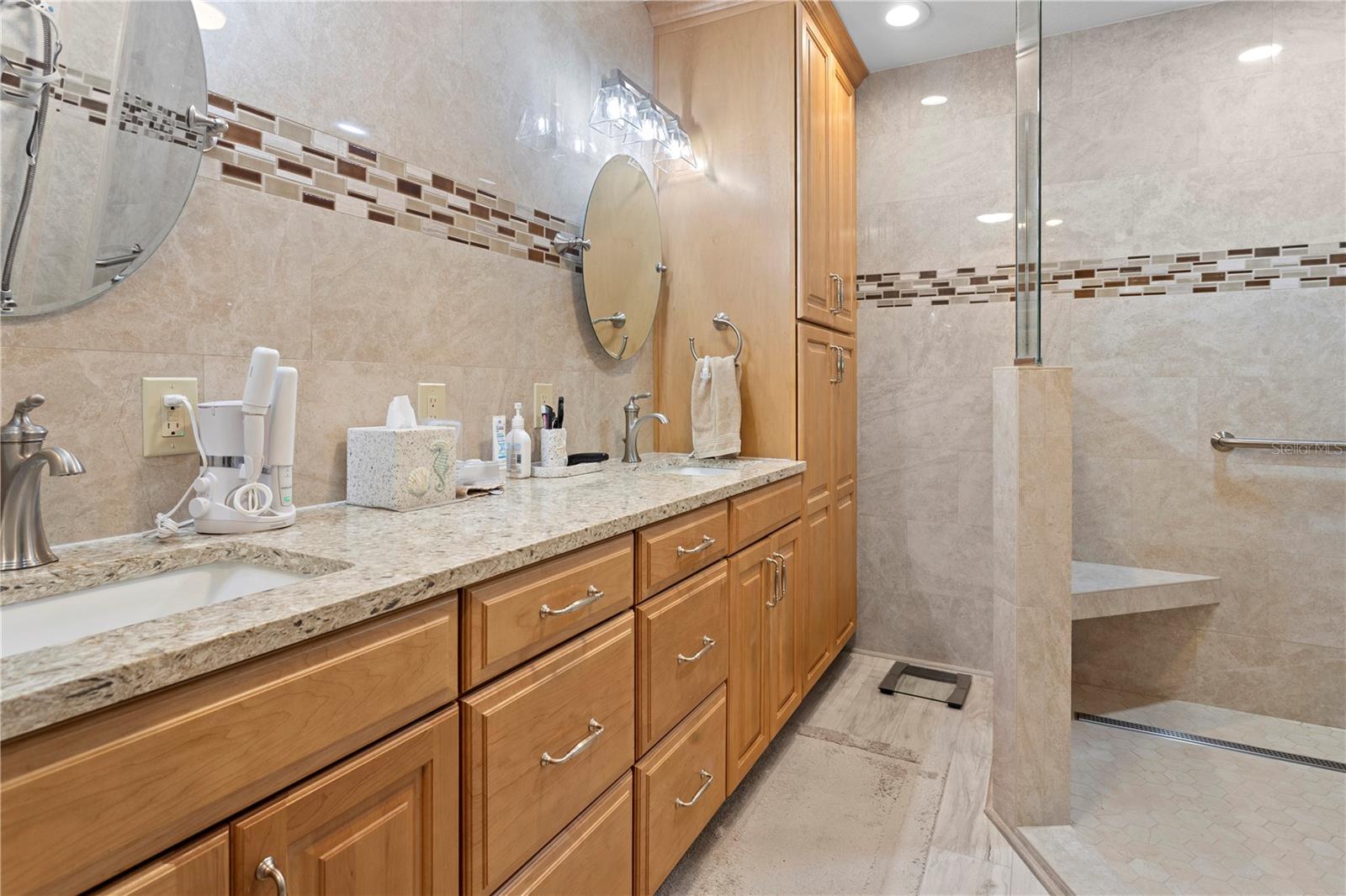 Image 16 of 50 For 350 2nd Street N 6