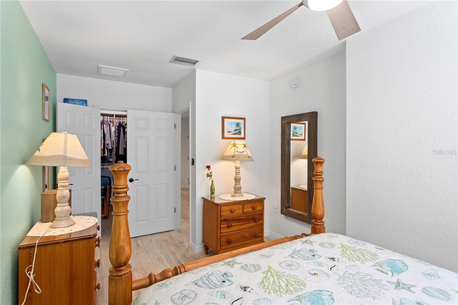 Image 21 of 50 For 350 2nd Street N 6