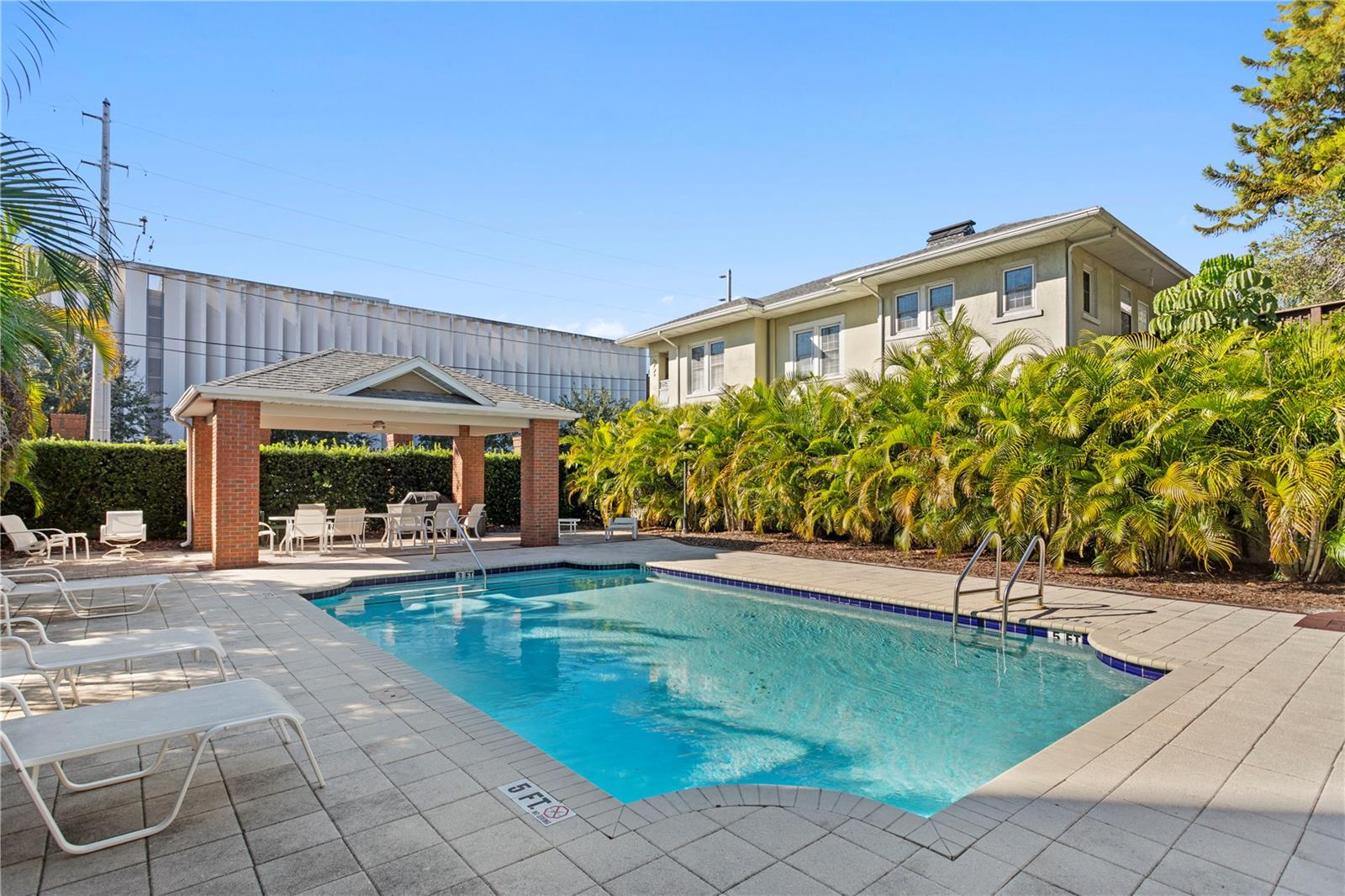 Image 28 of 50 For 350 2nd Street N 6