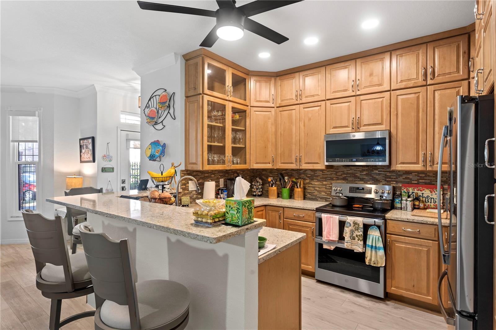 Image 5 of 50 For 350 2nd Street N 6