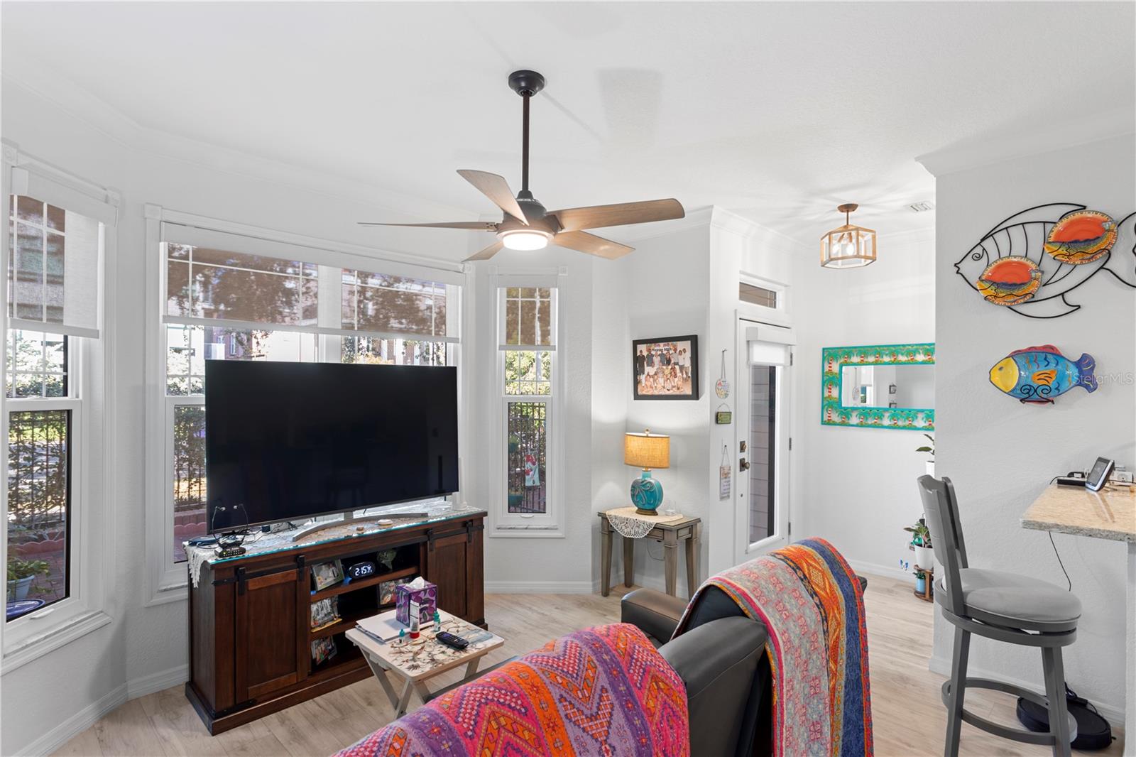 Image 7 of 50 For 350 2nd Street N 6