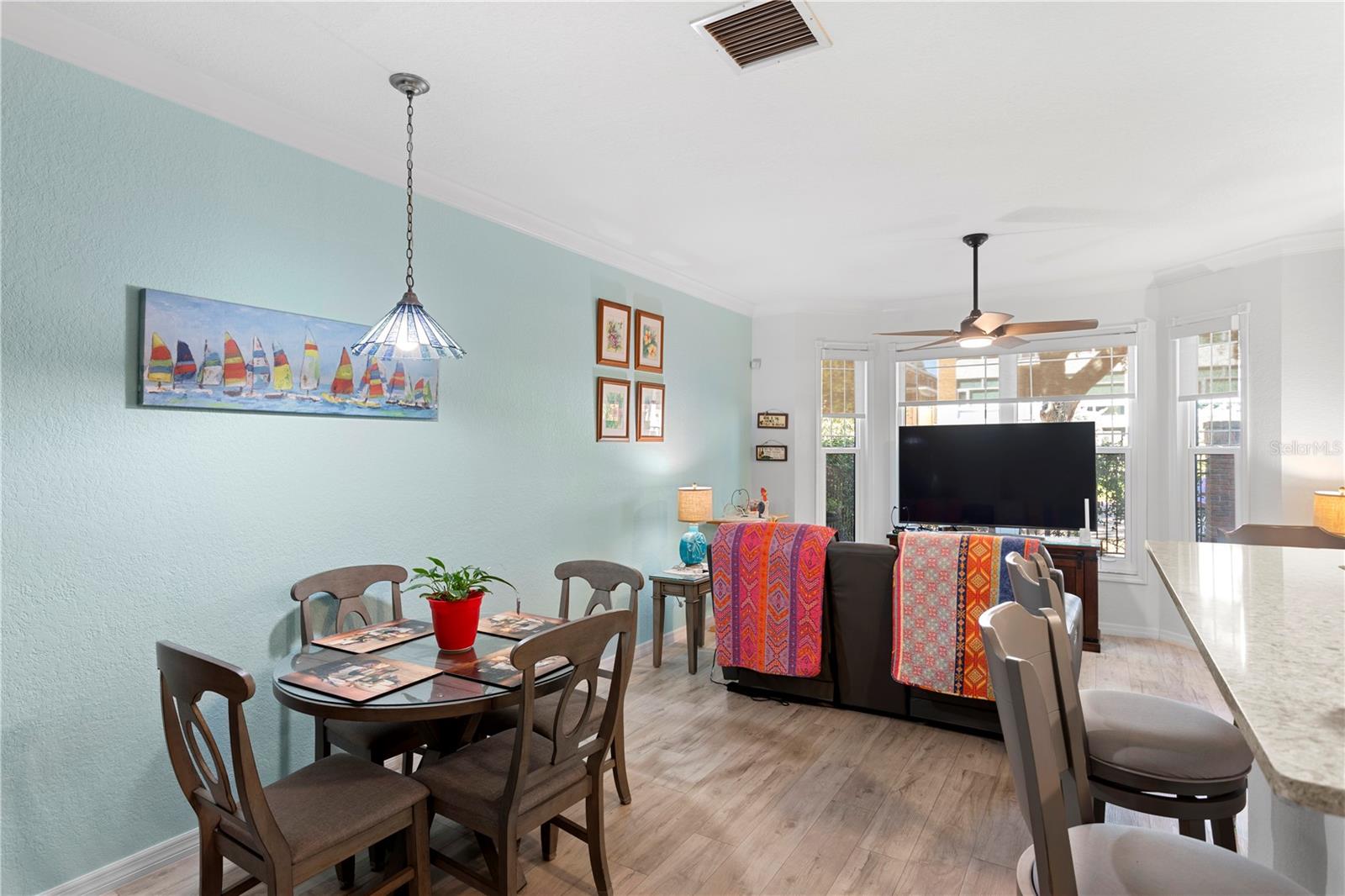 Image 9 of 50 For 350 2nd Street N 6