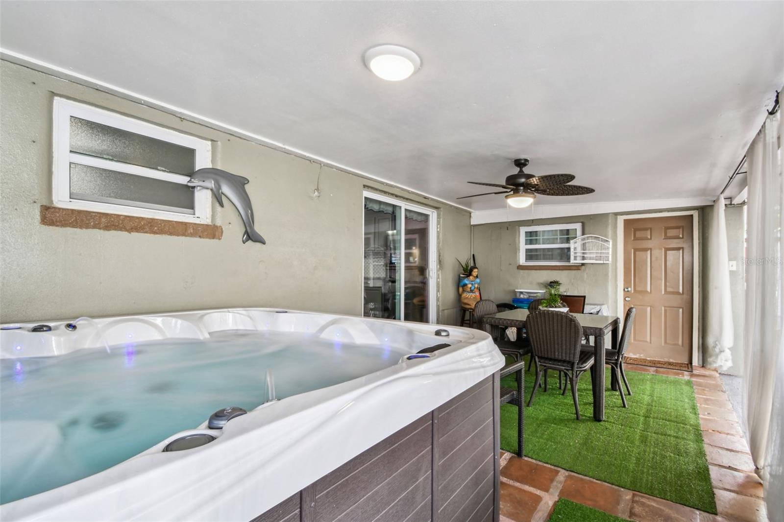 Image 24 of 66 For 3613 Minnehaha Street