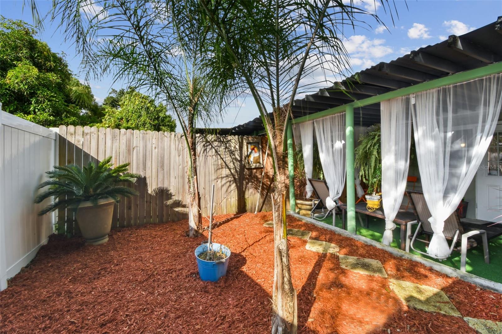 Image 37 of 66 For 3613 Minnehaha Street