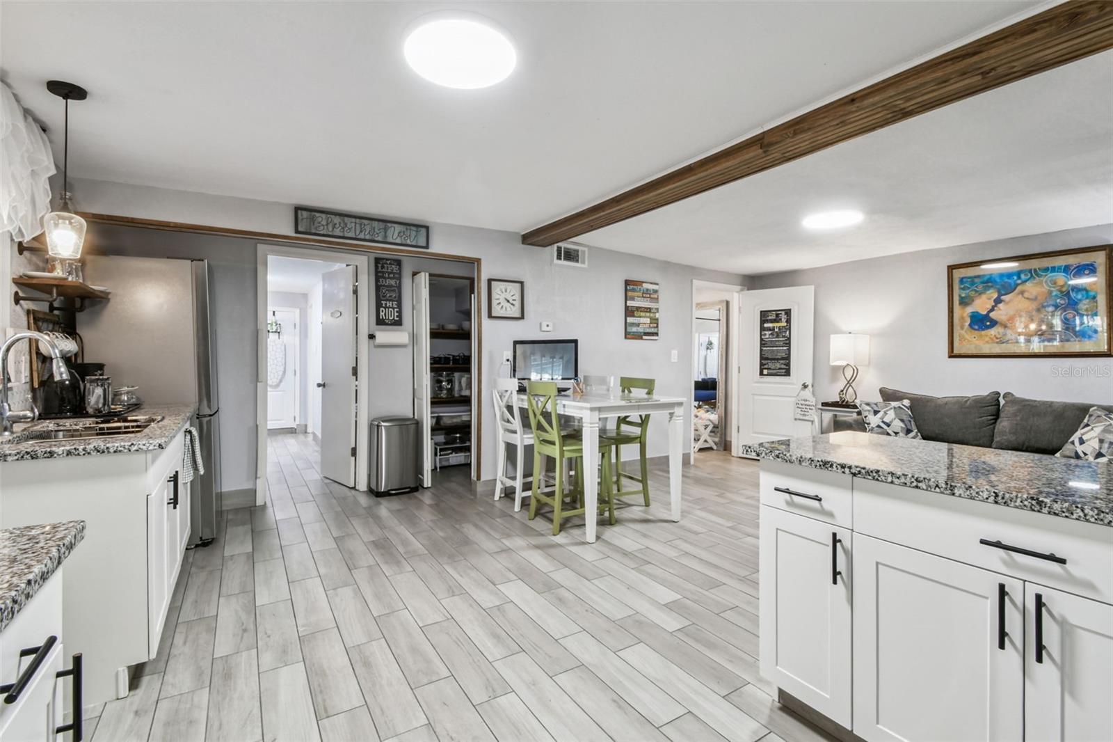 Image 42 of 66 For 3613 Minnehaha Street