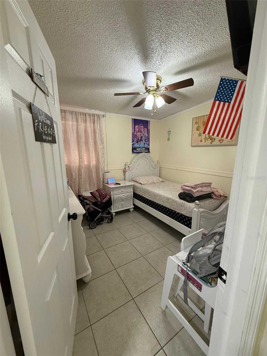 Image 11 of 32 For 7409 Tampania Avenue