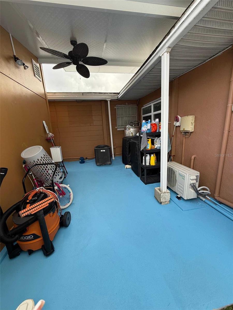 Image 21 of 32 For 7409 Tampania Avenue