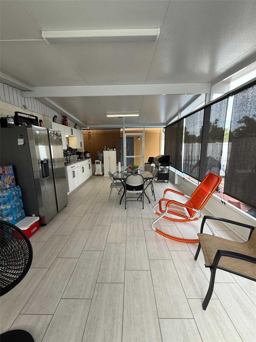 Image 25 of 32 For 7409 Tampania Avenue