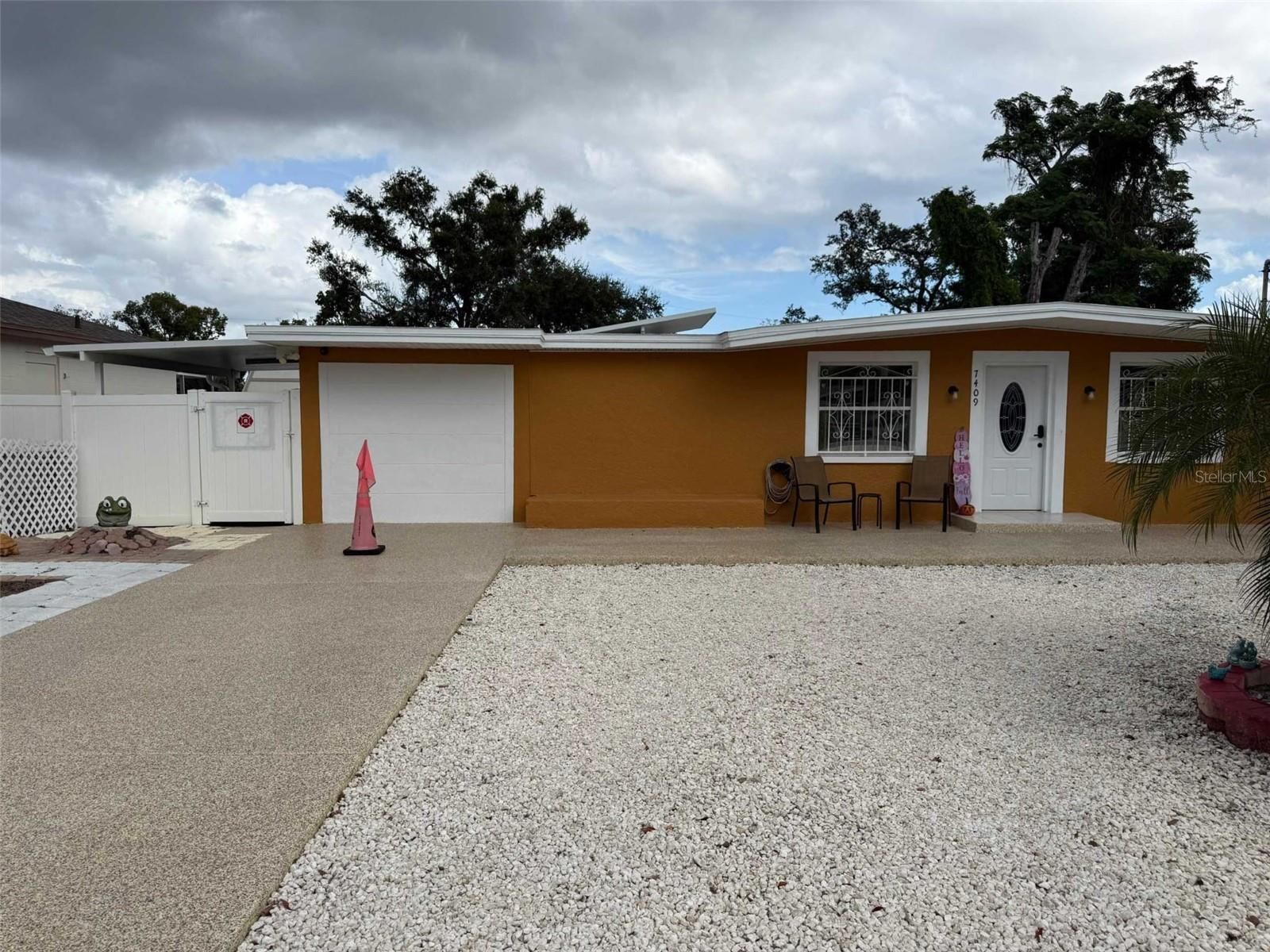 Image 3 of 32 For 7409 Tampania Avenue