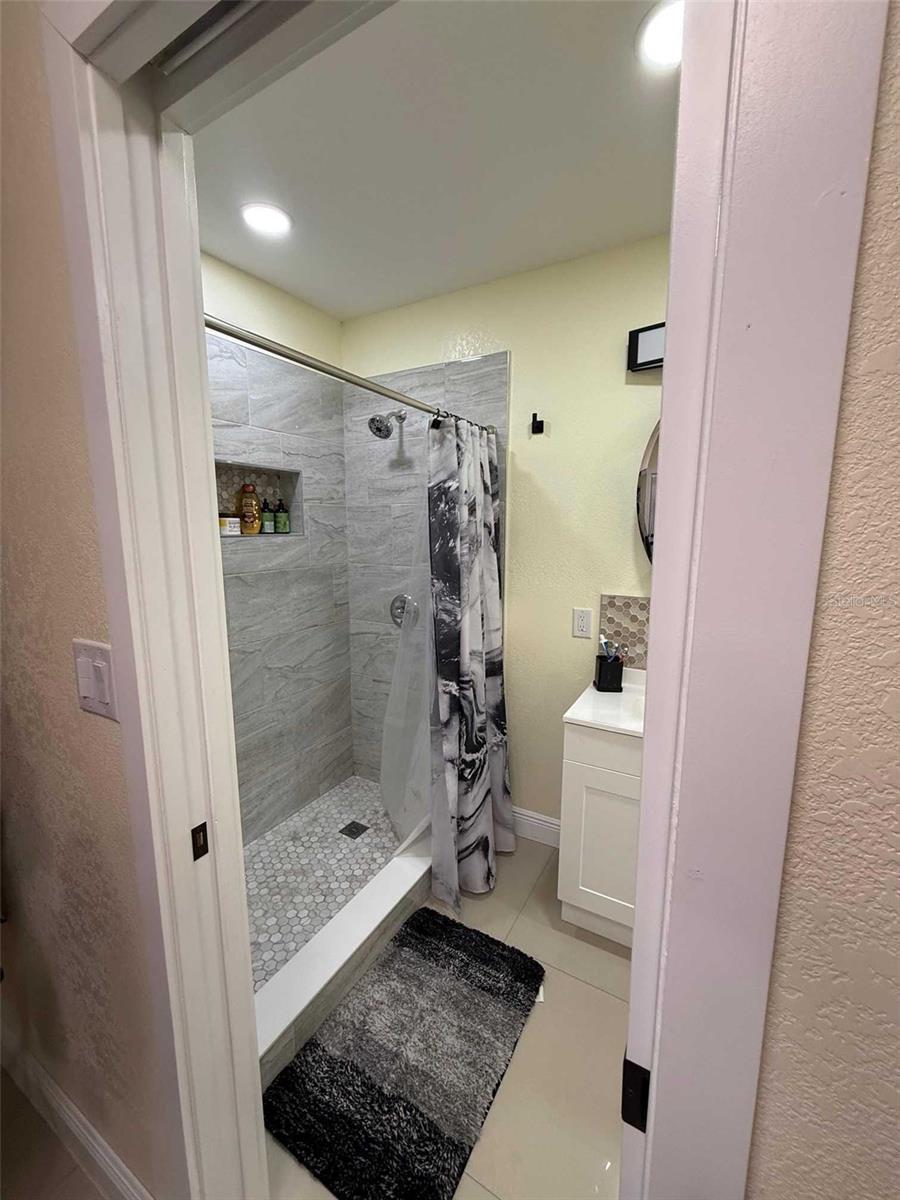 Image 32 of 32 For 7409 Tampania Avenue