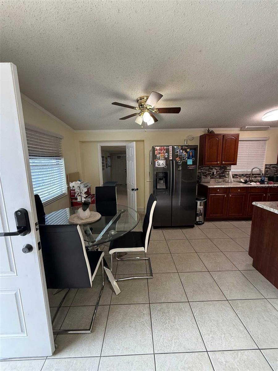 Image 4 of 32 For 7409 Tampania Avenue