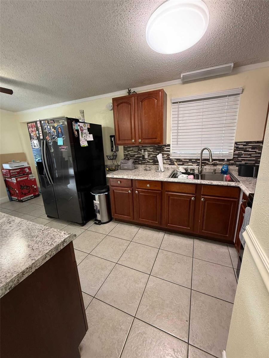 Image 6 of 32 For 7409 Tampania Avenue