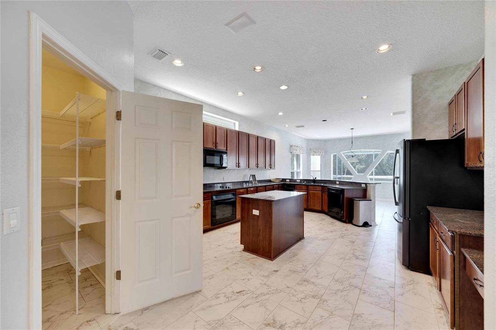 Image 16 of 66 For 17904 Cachet Isle Drive