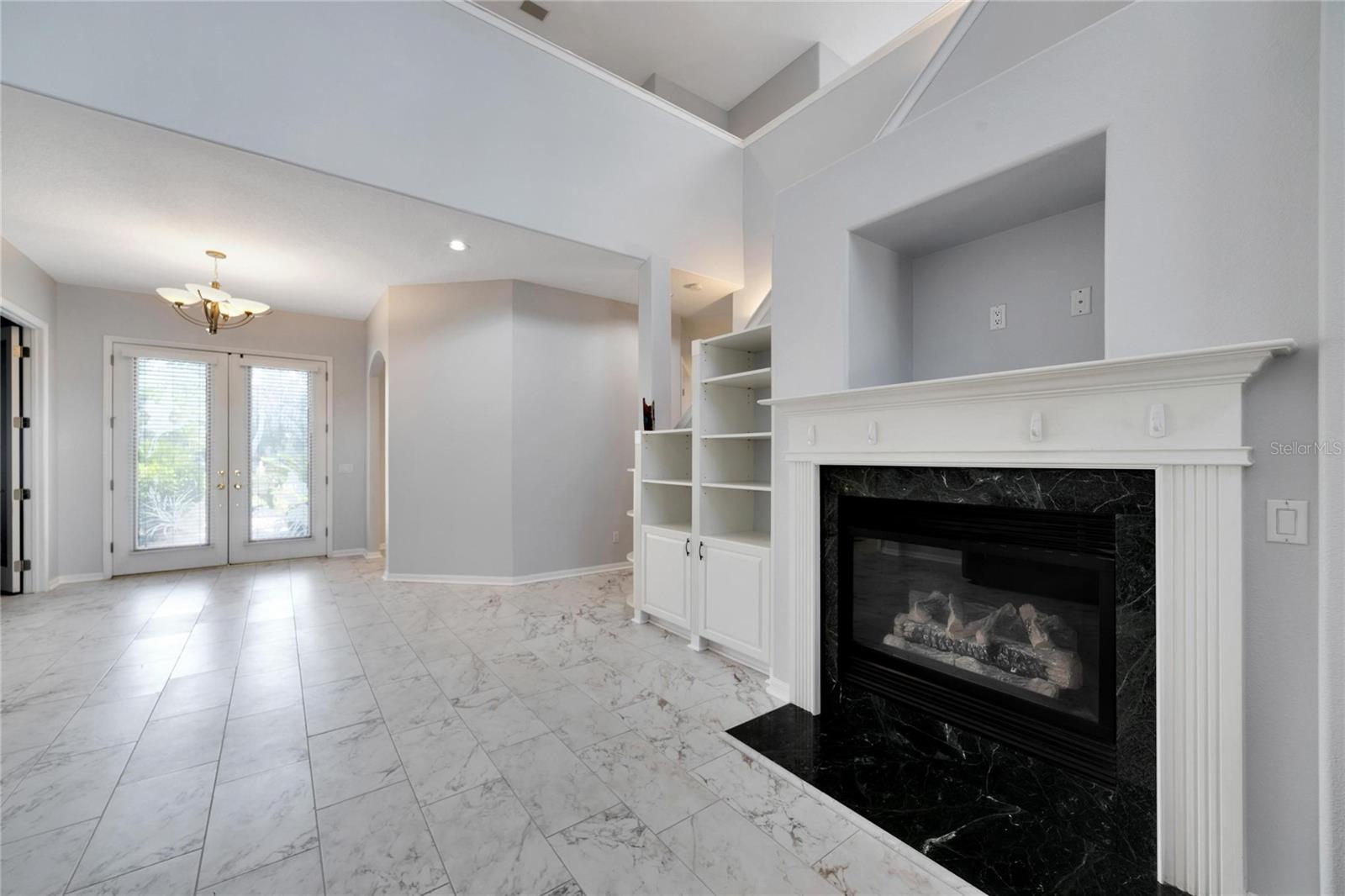 Image 26 of 66 For 17904 Cachet Isle Drive